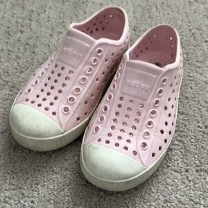 *SOLD* Pink Toddler Native Shoes